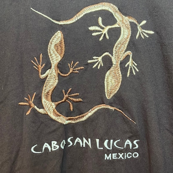 Cabo San Lucas Mexico embroidered lizards T-shirt - Picture 2 of 4
